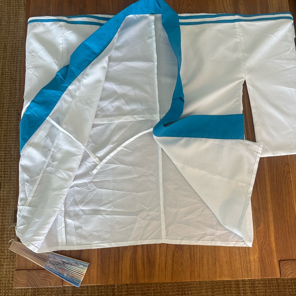 White Kimono Adidas Jacket with Teal Trim - Picture 12 of 16